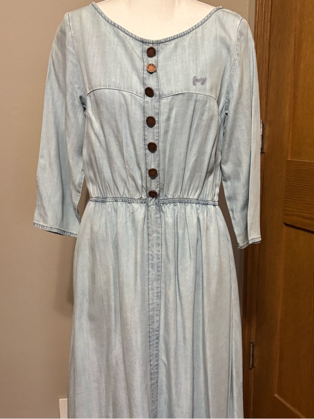 New Light Wash Denim Midi Dress with Button Front - Picture 9 of 13